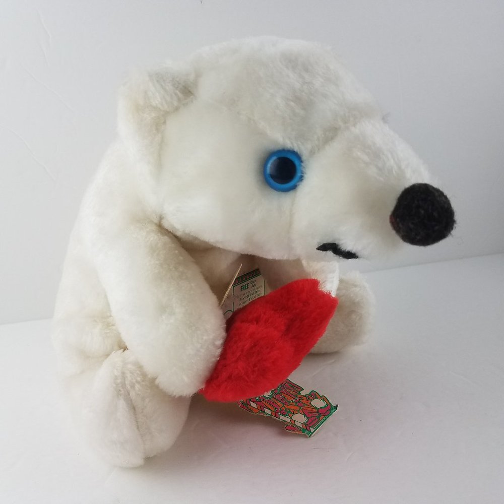 VTG CIRCUS CIRCUS Polar Bear Holding Heart Vegas